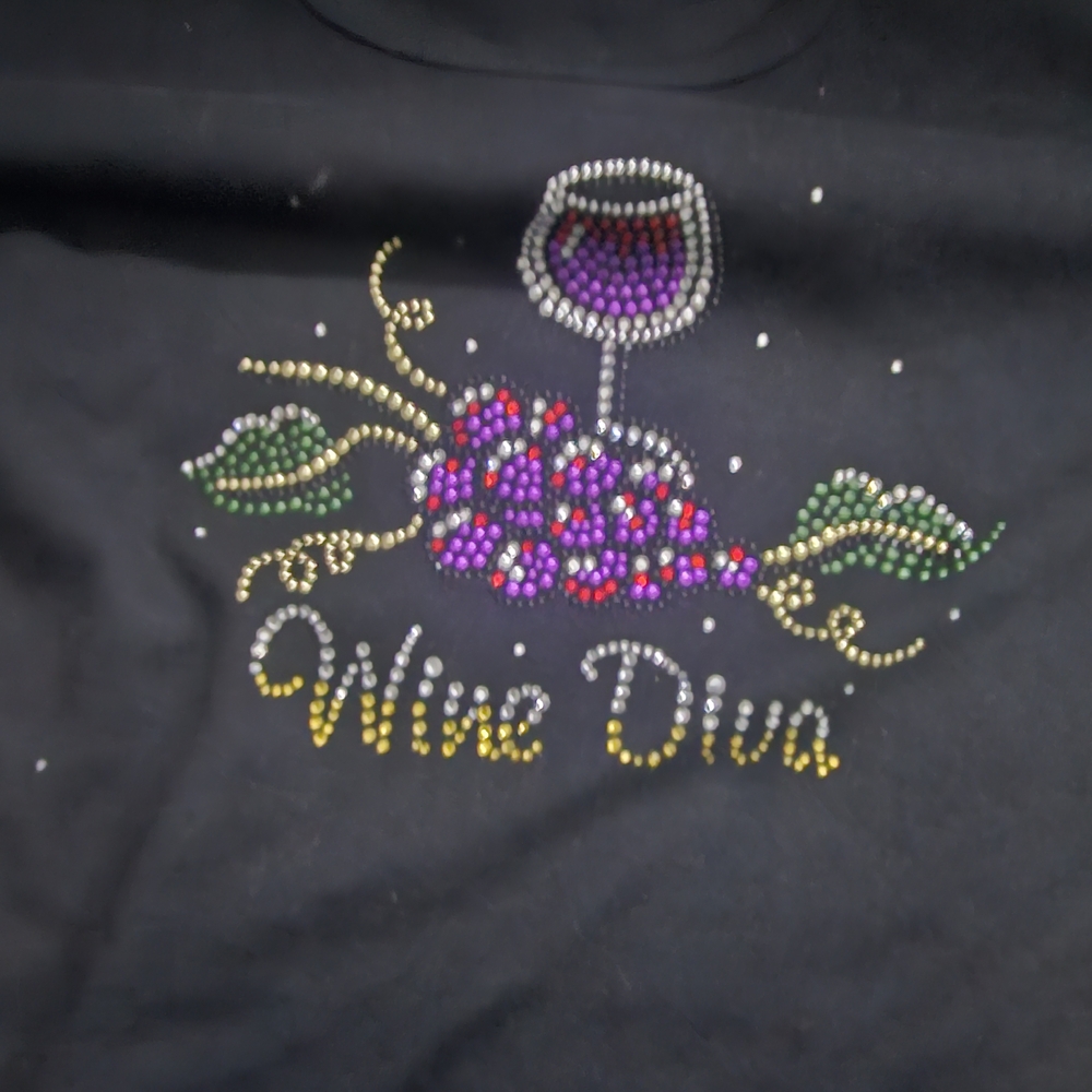 bella bliss Black 'Wine Diva' Short Sleeve Tee
